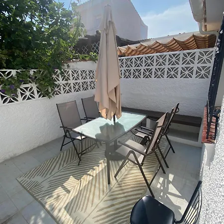 Будинок відпочинку Adosado Vistalmar Торремолінос